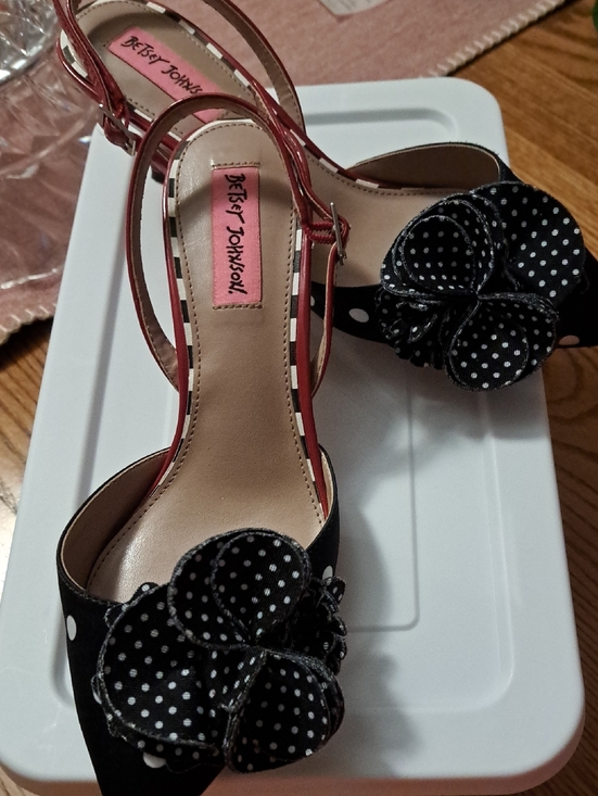 Betsey Johnson Shoes - Betsey Johnson Black Polka Dot Floral Slingback Heels with Pink Accents